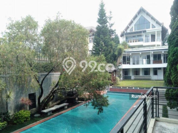 Jual Rumah Luas Elegan Dengan View Cantik di Setiabudi, Bandung Jual Rumah Luas Elegan Dengan View Cantik di Setiabudi, Bandung