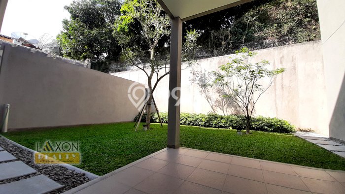 Rumah Elit LB 517m2 Siap Huni Desain Elegan di Bandung Kota, Bandung Rumah Elit LB 517m2 Siap Huni Desain Elegan di Bandung Kota, Bandung