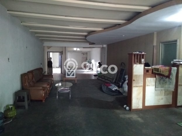 For Sale! Luxury House LT 665m2 Desain Elegan di Bandung Kota For Sale! Luxury House LT 665m2 Desain Elegan di Bandung Kota
