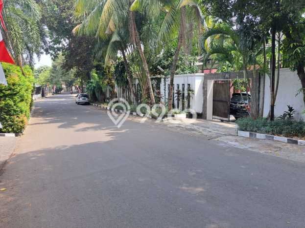 Rumah Eksklusif Siap Huni LT 859m2 di Kebayoran Baru, Jakarta Selatan Rumah Eksklusif Siap Huni LT 859m2 di Kebayoran Baru, Jakarta Selatan