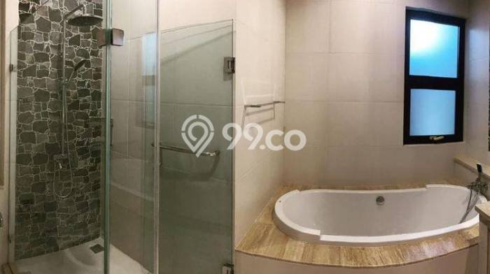 Rumah sewa siap huni 4 KT di Kemang, Jakarta Selatan Rumah sewa siap huni 4 KT di Kemang, Jakarta Selatan