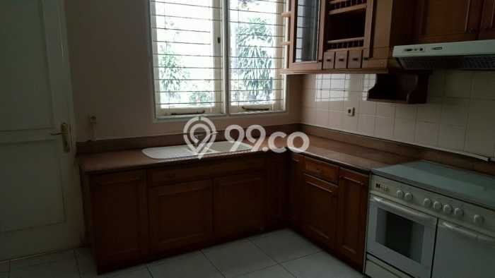 Jual Rumah Luas Elegan Dengan View Cantik di Pondok Indah, Jakarta Selatan Jual Rumah Luas Elegan Dengan View Cantik di Pondok Indah, Jakarta Selatan