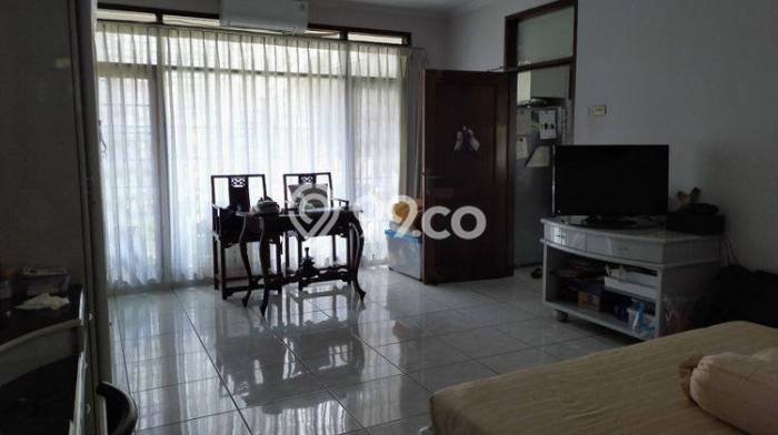 Rumah Luxury Modern Tanpa Renovasi di Surya Sumantri Bandung Rumah Luxury Modern Tanpa Renovasi di Surya Sumantri Bandung