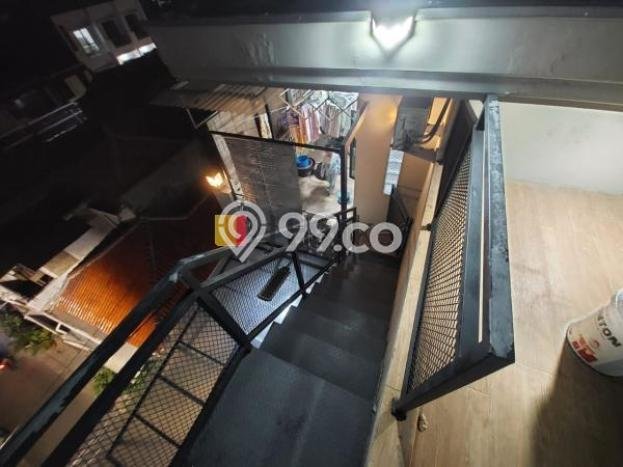 Rumah di Tanjung Duren, Luas 82m², Bangunan 200m² Rumah di Tanjung Duren, Luas 82m², Bangunan 200m²