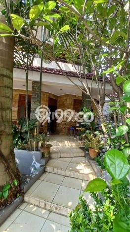 Rumah Luxury Modern Tanpa Renovasi di Pondok Gede Bekasi Rumah Luxury Modern Tanpa Renovasi di Pondok Gede Bekasi