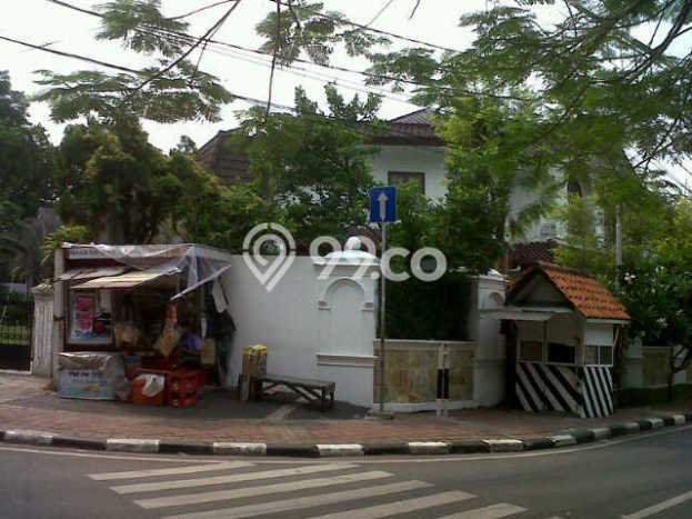 Rumah Idaman Modern! Rumah 2 Lantai di Menteng, Jakarta Pusat, LT 650m² Bangunan 0m² Rumah Idaman Modern! Rumah 2 Lantai di Menteng, Jakarta Pusat, LT 650m² Bangunan 0m²