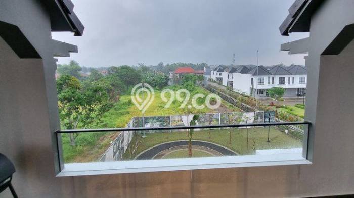Dijual Cepat Rumah Bagus Siap Huni LB 152m2 di Wiyung, Surabaya Dijual Cepat Rumah Bagus Siap Huni LB 152m2 di Wiyung, Surabaya