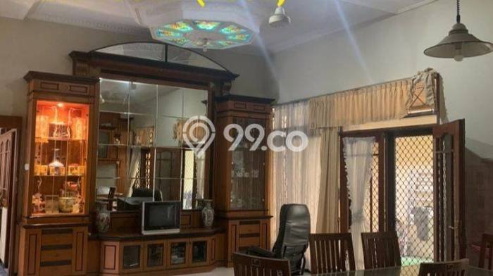 Dijual Rumah Mewah Exclusive di Dukuh Pakis, Surabaya Dijual Rumah Mewah Exclusive di Dukuh Pakis, Surabaya