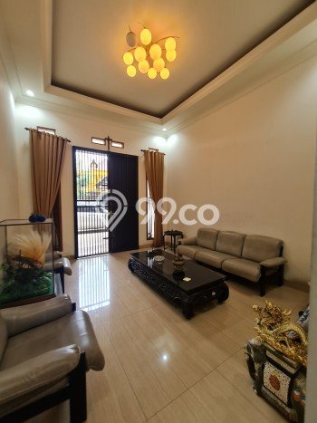 Hunian Mewah Dijual LT 524m2 di Kebon Jeruk, Jakarta Barat Hunian Mewah Dijual LT 524m2 di Kebon Jeruk, Jakarta Barat