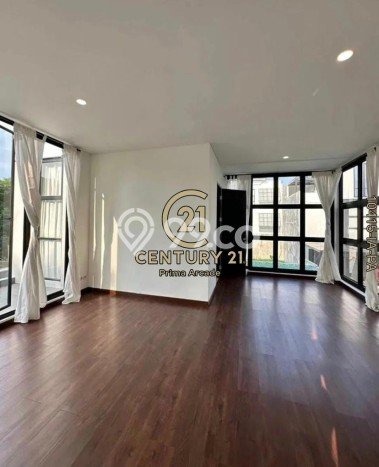 Best Deal Hunian Premium Ideal dan Luas di Cilandak, Jakarta Selatan Best Deal Hunian Premium Ideal dan Luas di Cilandak, Jakarta Selatan