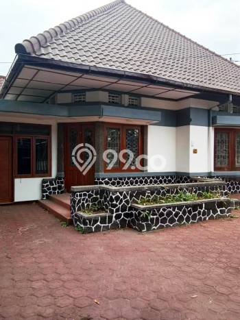 Dijual Rumah Mewah Elegan Dengan View Cantik di Setiabudi, Bandung Dijual Rumah Mewah Elegan Dengan View Cantik di Setiabudi, Bandung