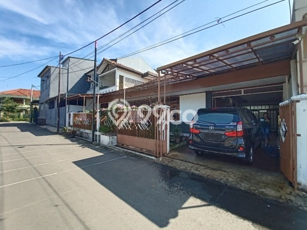 Siap Huni Rumah Mewah 5 Kamar di Regol Dekat ke Mana Saja Siap Huni Rumah Mewah 5 Kamar di Regol Dekat ke Mana Saja