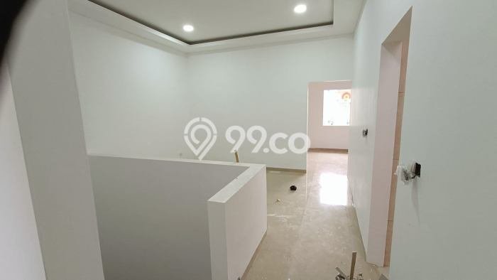 Rumah Minimalis 5 Kamar LT 144m2 di Taman Kopo Indah Rumah Minimalis 5 Kamar LT 144m2 di Taman Kopo Indah