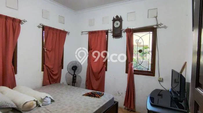 Disewakan! Rumah 5 Kamar Tidur &
4 Kamar Mandi di Cibaduyut, Bandung Disewakan! Rumah 5 Kamar Tidur &
4 Kamar Mandi di Cibaduyut, Bandung