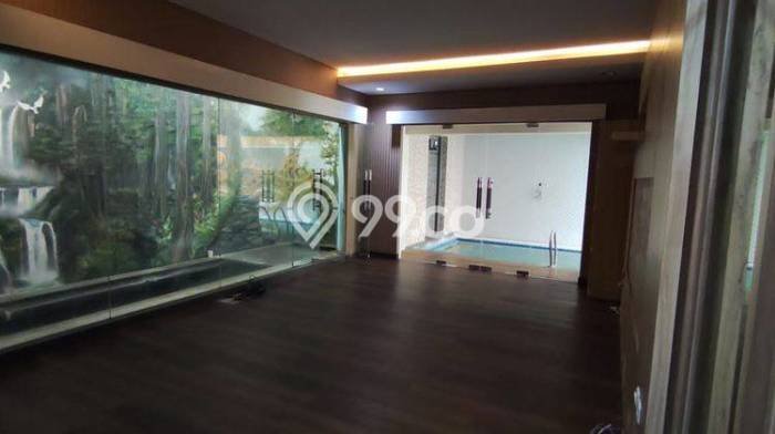 LIMITED OFFER! Rumah Berkualitas area Buah Batu, LT 356m² Bangunan 590m² LIMITED OFFER! Rumah Berkualitas area Buah Batu, LT 356m² Bangunan 590m²