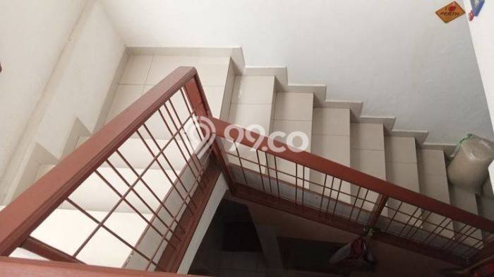 Rumah Mewah Dijual LT 180m2 di Cimahi Utara, Cimahi Rumah Mewah Dijual LT 180m2 di Cimahi Utara, Cimahi