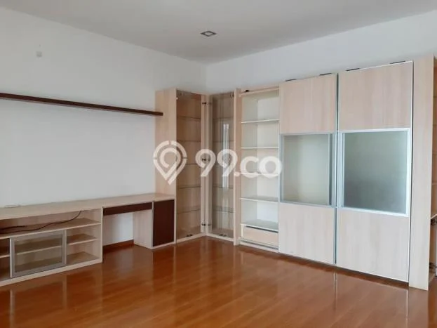 Sewa Rumah Harga Terjangkau di Taman Kopo Indah Bandung dengan 4 Kamar Tidur Sewa Rumah Harga Terjangkau di Taman Kopo Indah Bandung dengan 4 Kamar Tidur