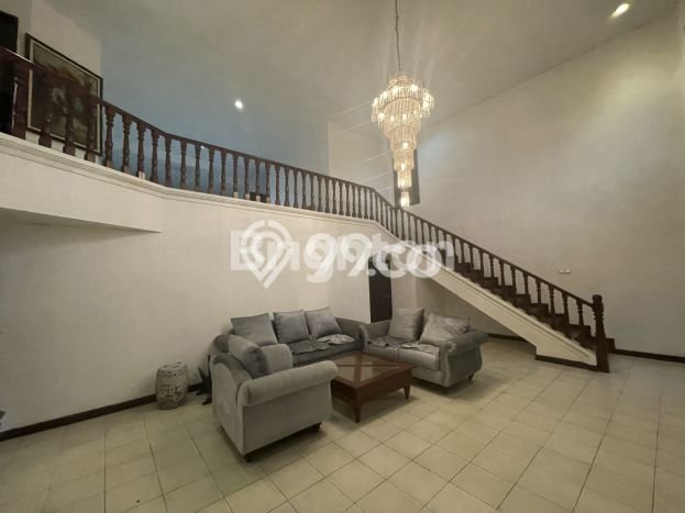 LOKASI PREMIUM! Rumah di Cinere, 4 KT, Lingkungan Strategis, LT 450m² Bangunan 320m² LOKASI PREMIUM! Rumah di Cinere, 4 KT, Lingkungan Strategis, LT 450m² Bangunan 320m²
