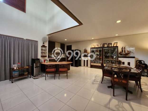 Hunian Eksklusif Siap Huni LT 689m2 di Kelapa Gading, Jakarta Utara Hunian Eksklusif Siap Huni LT 689m2 di Kelapa Gading, Jakarta Utara