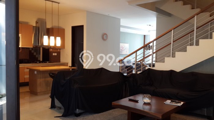 For Sale! Luxury House LT 190m2 Desain Modern di Setra Duta For Sale! Luxury House LT 190m2 Desain Modern di Setra Duta