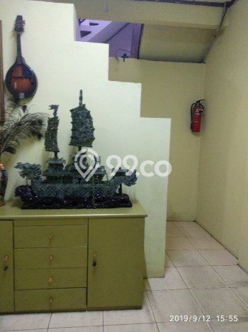 Siap Huni Rumah Mewah 3 Kamar di Tambora Dekat ke Mana Saja Siap Huni Rumah Mewah 3 Kamar di Tambora Dekat ke Mana Saja