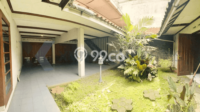 KESEMPATAN TERBAIK! Rumah area Tanah Sareal, 4 KM, Siap Huni, LT 913m² LB 456m² KESEMPATAN TERBAIK! Rumah area Tanah Sareal, 4 KM, Siap Huni, LT 913m² LB 456m²