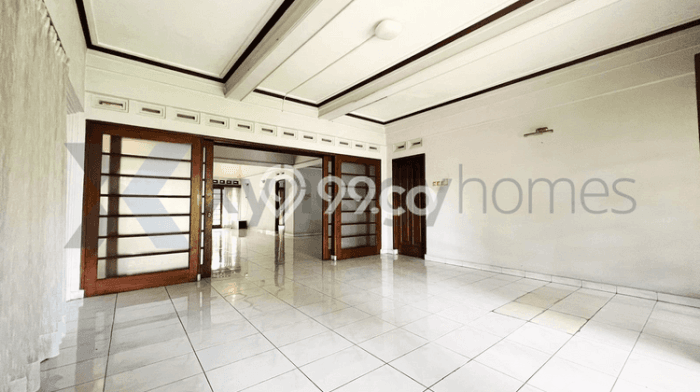 KESEMPATAN TERBAIK! Rumah area Tanah Sareal, 4 KM, Siap Huni, LT 913m² LB 456m² KESEMPATAN TERBAIK! Rumah area Tanah Sareal, 4 KM, Siap Huni, LT 913m² LB 456m²