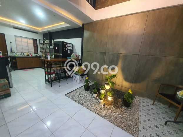 Jual Rumah Luas Megah Dengan View Eksklusif di Bintaro, Jakarta Selatan Jual Rumah Luas Megah Dengan View Eksklusif di Bintaro, Jakarta Selatan