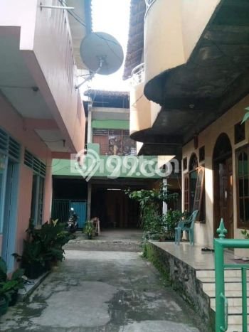 Rumah Eksklusif Siap Huni LT 700m2 di Ciracas, Jakarta Timur Rumah Eksklusif Siap Huni LT 700m2 di Ciracas, Jakarta Timur