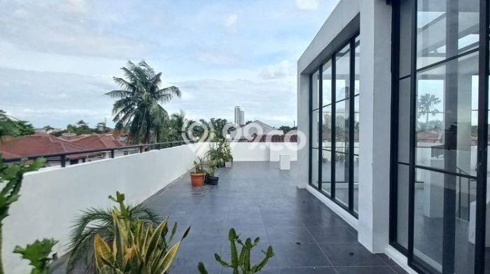 Rumah Elit Modern Siap Huni di Sektor 8-Bintaro Jakarta Selatan Rumah Elit Modern Siap Huni di Sektor 8-Bintaro Jakarta Selatan