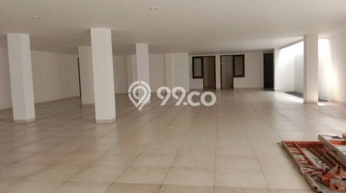 Rumah Strategis area , Jakarta Selatan, LT 1149m2m² Bangunan 1700m2m² - BISA KPR! Rumah Strategis area , Jakarta Selatan, LT 1149m2m² Bangunan 1700m2m² - BISA KPR!