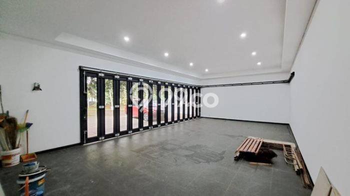 Rumah Luxury Modern Tanpa Renovasi di BSD Bukit Golf Tangerang Rumah Luxury Modern Tanpa Renovasi di BSD Bukit Golf Tangerang