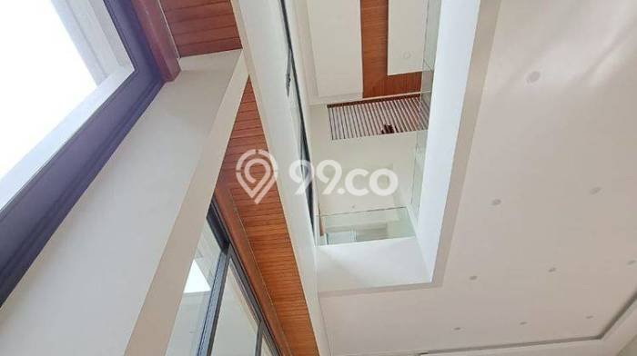 Rumah Luxury Modern Tanpa Renovasi di BSD Bukit Golf Tangerang Rumah Luxury Modern Tanpa Renovasi di BSD Bukit Golf Tangerang
