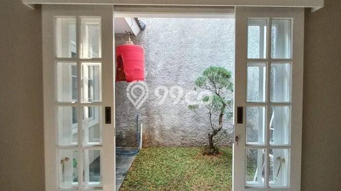 Rumah Lingkungan Asri kawasan BSD Kencana Loka, Tangerang, LT 126m² Bangunan 95m² Rumah Lingkungan Asri kawasan BSD Kencana Loka, Tangerang, LT 126m² Bangunan 95m²
