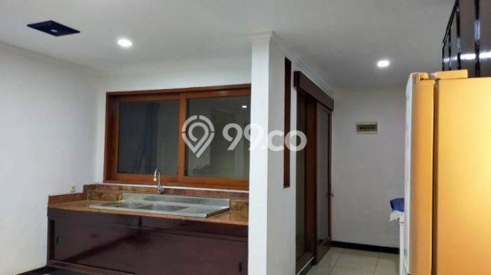 Rumah Elit Modern Siap Huni di Ragunan Jakarta Selatan Rumah Elit Modern Siap Huni di Ragunan Jakarta Selatan