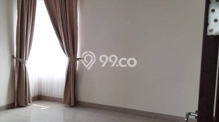 Disewakan! Rumah 3 Kamar Tidur &
3 Kamar Mandi di BSD The Icon, Tangerang Disewakan! Rumah 3 Kamar Tidur &
3 Kamar Mandi di BSD The Icon, Tangerang
