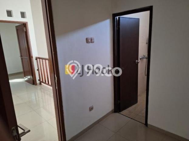 Jual Rumah 3 KT di Tangerang Kota, Tangerang - Luas Tanah 168m² Jual Rumah 3 KT di Tangerang Kota, Tangerang - Luas Tanah 168m²