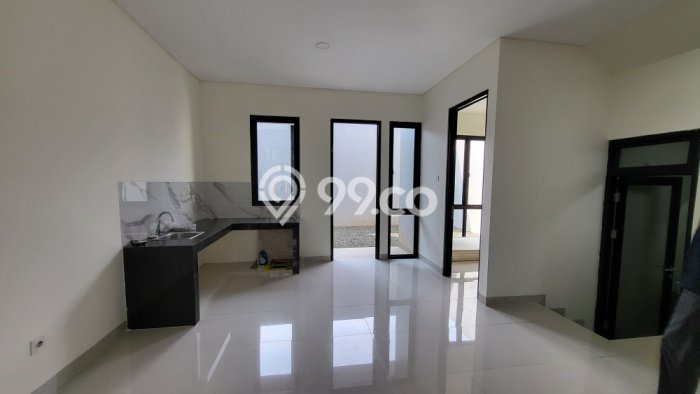 UNIT TERBATAS! Rumah di Jatisampurna, 2 KM, LT 105m² Bangunan 86m² UNIT TERBATAS! Rumah di Jatisampurna, 2 KM, LT 105m² Bangunan 86m²