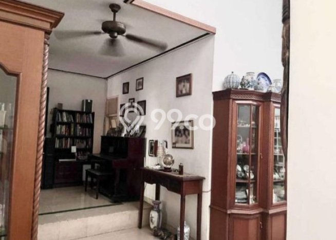 Rumah Eksklusif Dijual LT 265m2 di Kebayoran Lama, Jakarta Selatan Rumah Eksklusif Dijual LT 265m2 di Kebayoran Lama, Jakarta Selatan