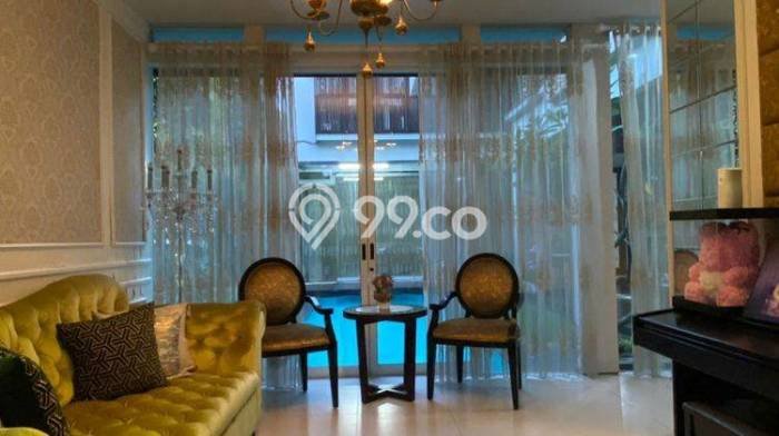 Rumah Nyaman di Kota Baru Parahyangan, Bandung, LT 420m2m² LB 349m2m² Rumah Nyaman di Kota Baru Parahyangan, Bandung, LT 420m2m² LB 349m2m²