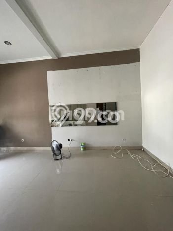 PREMIUM CHOICE! Rumah di Cinere, 2 KM, Area Strategis, LT 113m² LB 120m² PREMIUM CHOICE! Rumah di Cinere, 2 KM, Area Strategis, LT 113m² LB 120m²