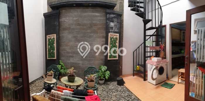 Dijual Rumah Premium dengan Fasilitas Sekitar Lengkap di Kebon Jeruk, Jakarta Barat Dijual Rumah Premium dengan Fasilitas Sekitar Lengkap di Kebon Jeruk, Jakarta Barat