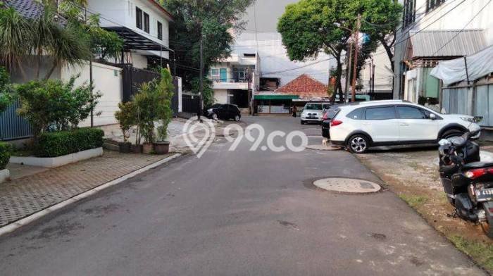 Siap Huni Rumah Mewah 4 Kamar di Kebayoran Baru Dekat ke Mana Saja Siap Huni Rumah Mewah 4 Kamar di Kebayoran Baru Dekat ke Mana Saja
