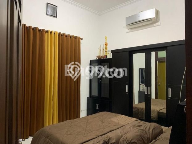 KESEMPATAN EMAS! Rumah Premium area Lowokwaru, Malang, Luas 383m2m² LB 200m2m² KESEMPATAN EMAS! Rumah Premium area Lowokwaru, Malang, Luas 383m2m² LB 200m2m²
