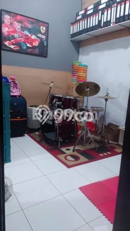 Jual Segera Rumah 2 KT 1 KM di Kawasan Komersial , Malang Jual Segera Rumah 2 KT 1 KM di Kawasan Komersial , Malang
