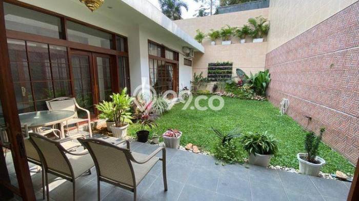 Rumah Luas Tanah 415m² di Setra Sari, Bandung - Akses Mudah Rumah Luas Tanah 415m² di Setra Sari, Bandung - Akses Mudah