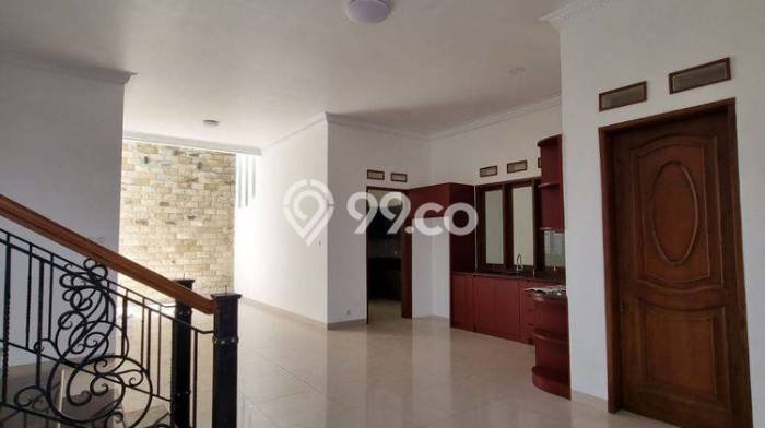 Rumah Elit Modern Siap Huni di Taman Kopo Indah Bandung Rumah Elit Modern Siap Huni di Taman Kopo Indah Bandung