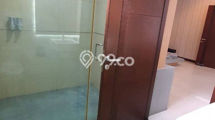 Ready to Use! Premium House LT 200m2 Desain Modern di Taman Kopo Indah Ready to Use! Premium House LT 200m2 Desain Modern di Taman Kopo Indah