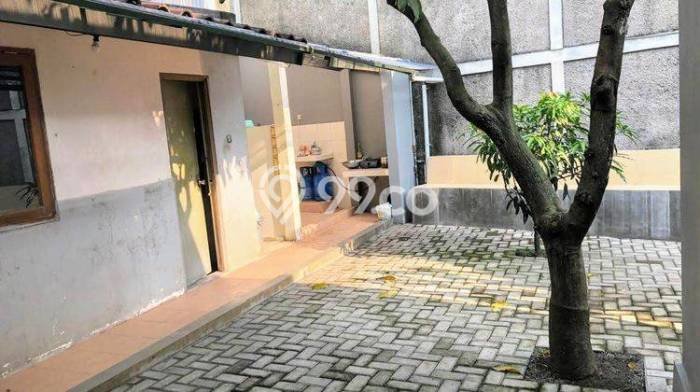 Rumah Elit Modern Tanpa Renovasi di Kopo Bandung Rumah Elit Modern Tanpa Renovasi di Kopo Bandung