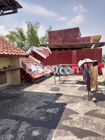 Rumah Bagus di Soekarno Hatta, Malang, Luas Tanah 150m2m², LB 250m2m² Rumah Bagus di Soekarno Hatta, Malang, Luas Tanah 150m2m², LB 250m2m²